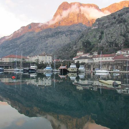 Apartments Popovic Kotor Exterior photo
