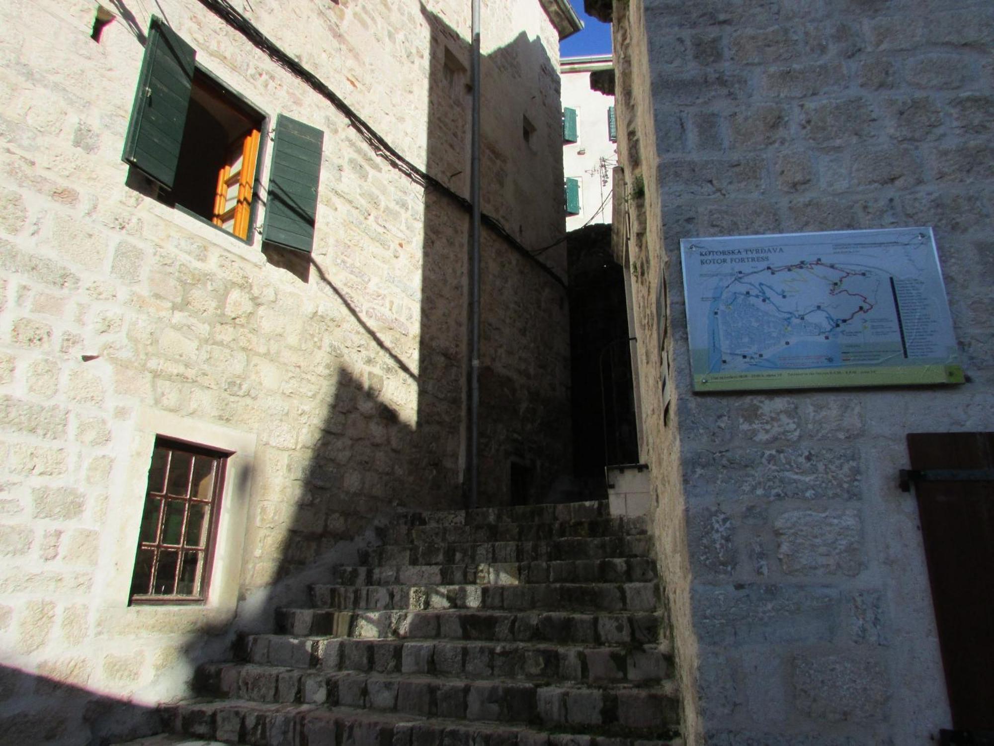 Apartments Popovic Kotor Exterior photo