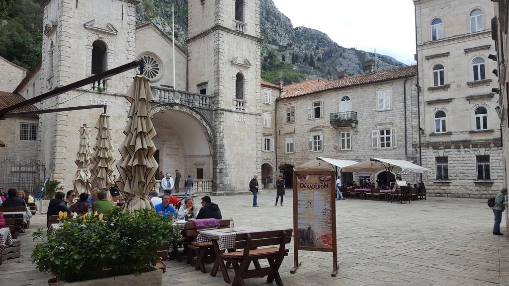 Apartments Popovic Kotor Exterior photo