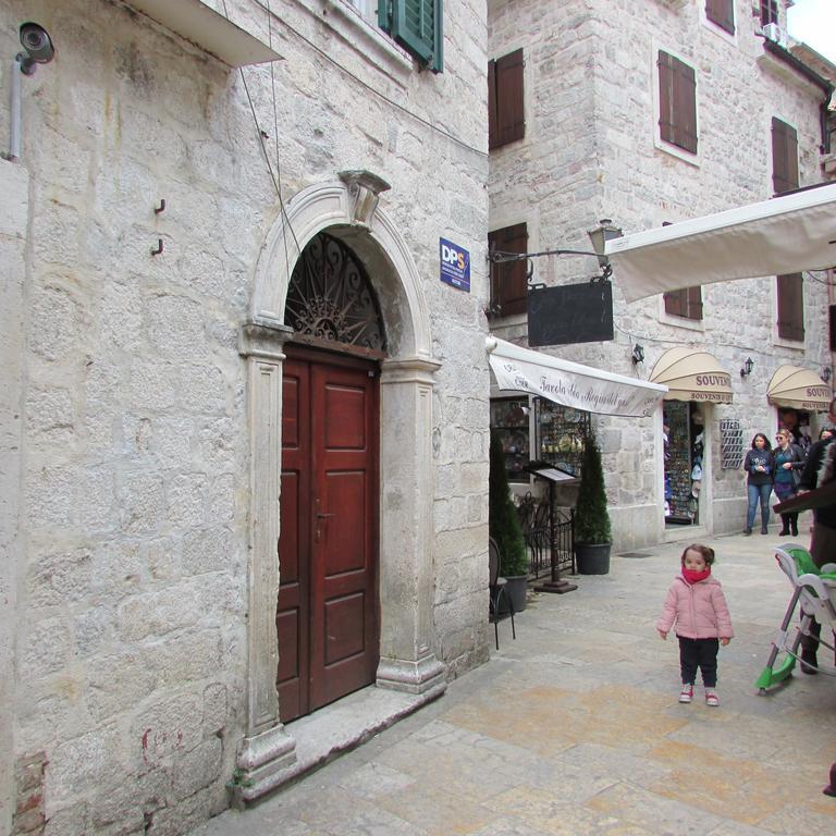 Apartments Popovic Kotor Exterior photo